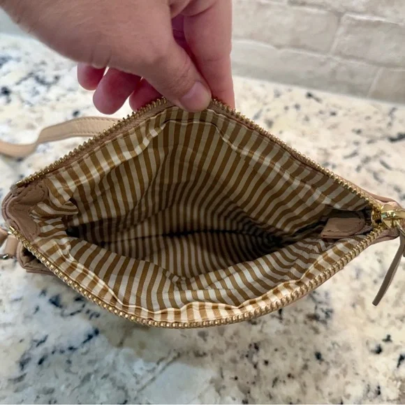 Kate Spade Tan Crossbody Bag - Picture 5 of 8